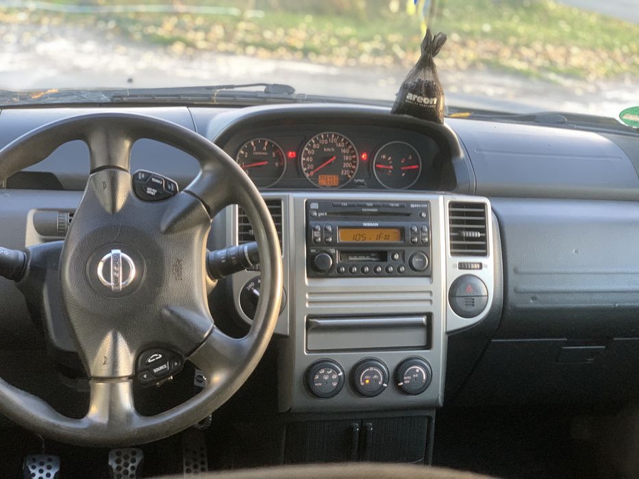 Продам Nissan X-trail 2.2D 2006