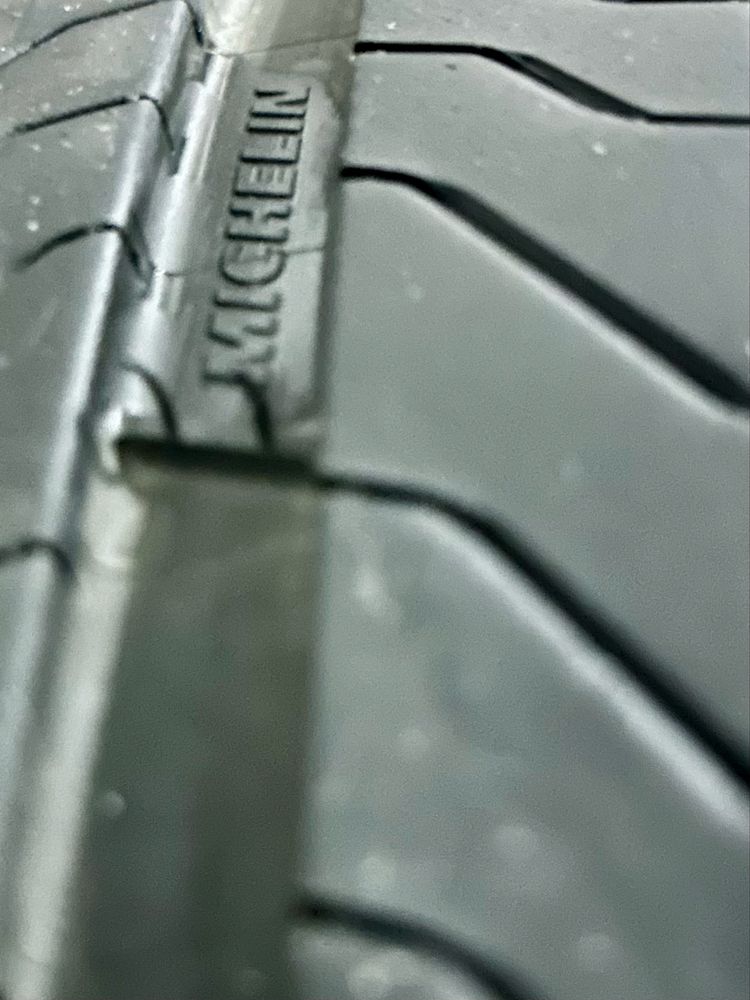 Pneus michelin primacy 5 225 45 R 18