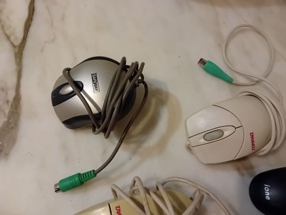 Conjunto de 6 Ratos de Computador Antigos Diversos