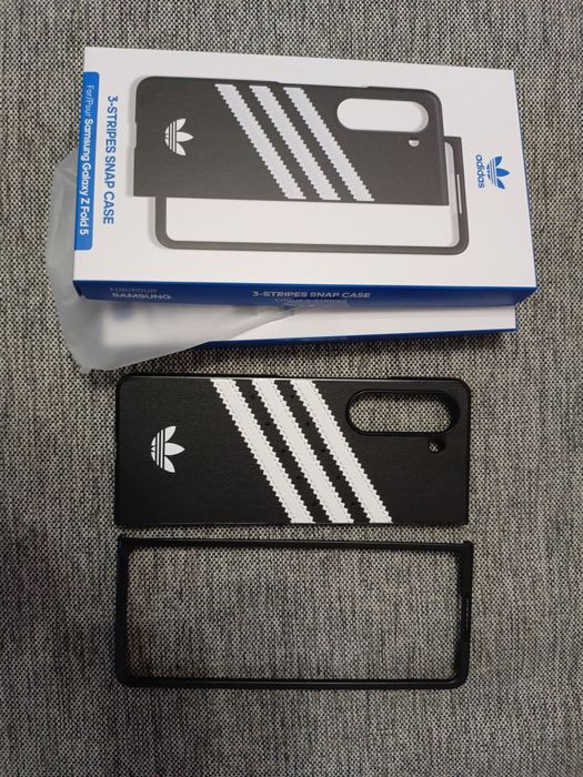 Etui adidas Fold 5
