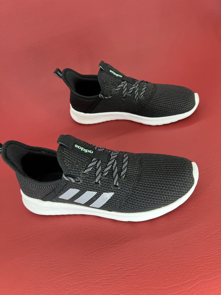 Кросівки 39.5р.24.5см. Adidas cloudfoam