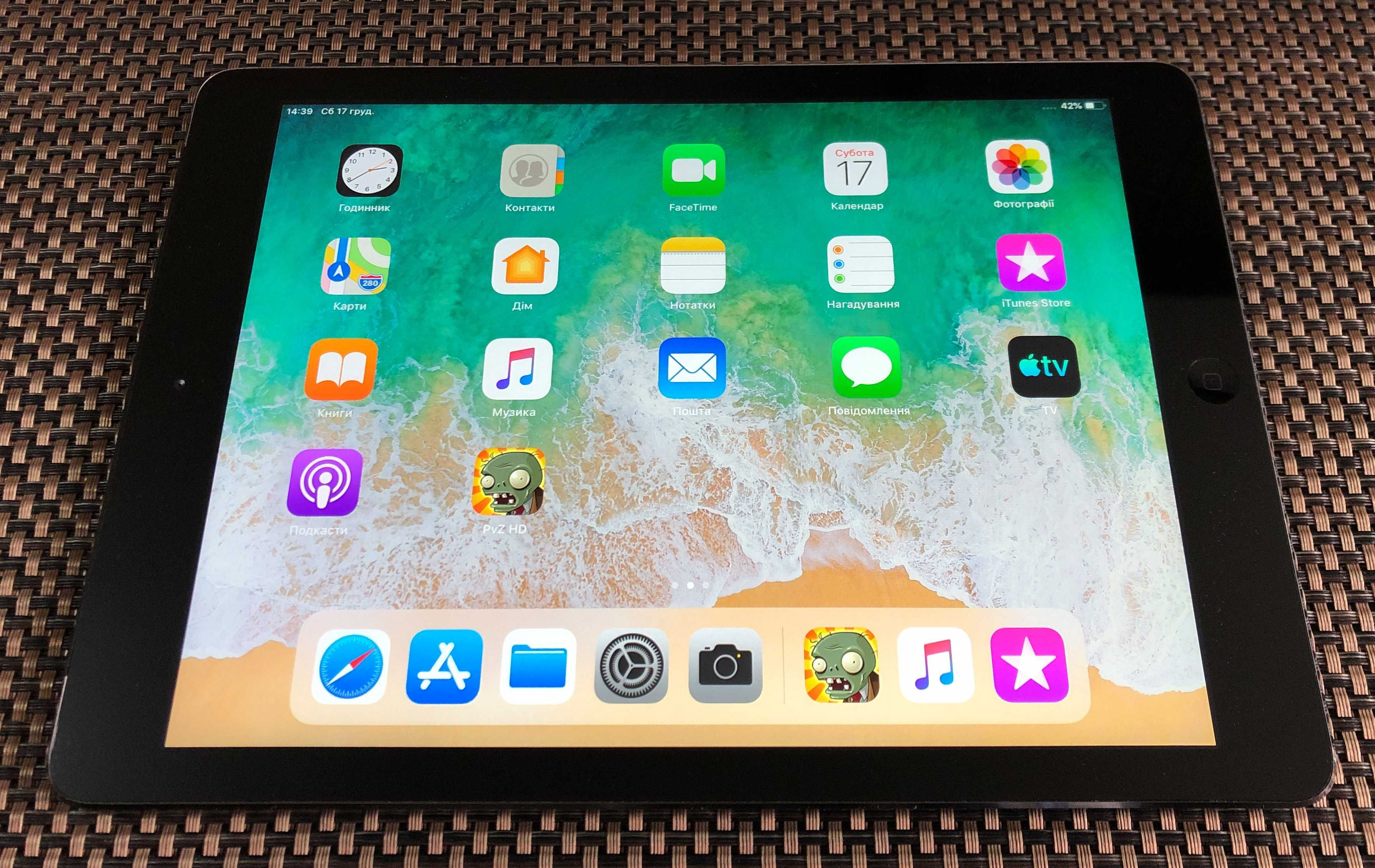 Apple iPad Air, 16Gb (Wi-Fi only)