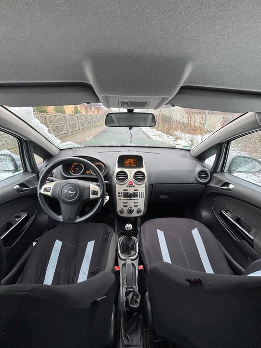 Opel Corsa D 1.0  177tyś 5 drzwi KLIMA