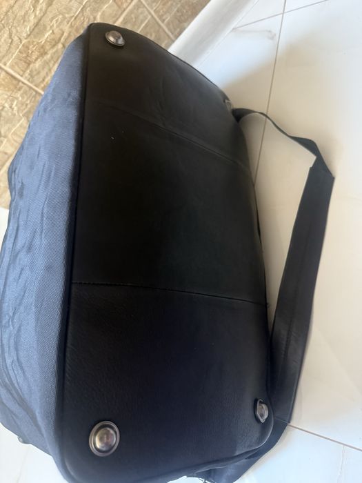 Фірмова шкіряна дорожня сумка Jonh Lewis