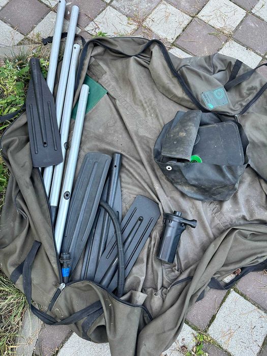 Надувний човен Kolibri KM-330D лодка