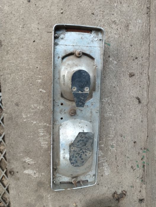 Продам задні фари ваз 2101