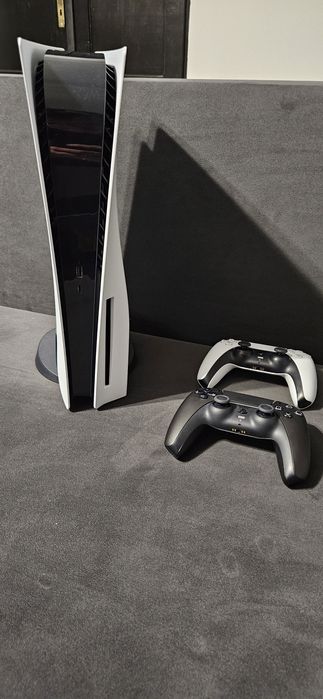 PlayStation 5 FAT PS5 z napędem + 2 Pady + FIFA23 + GWARANCJA