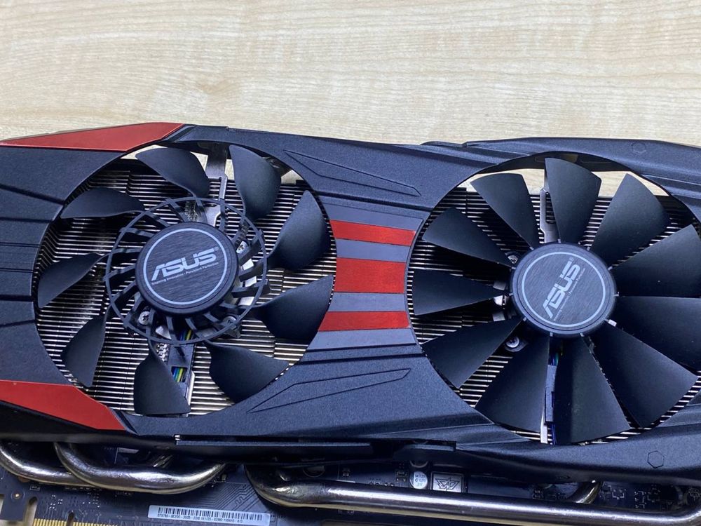 Відеокарта ASUS GeForce GTX 780 DC II 3GB GDDR5 (384bit)
