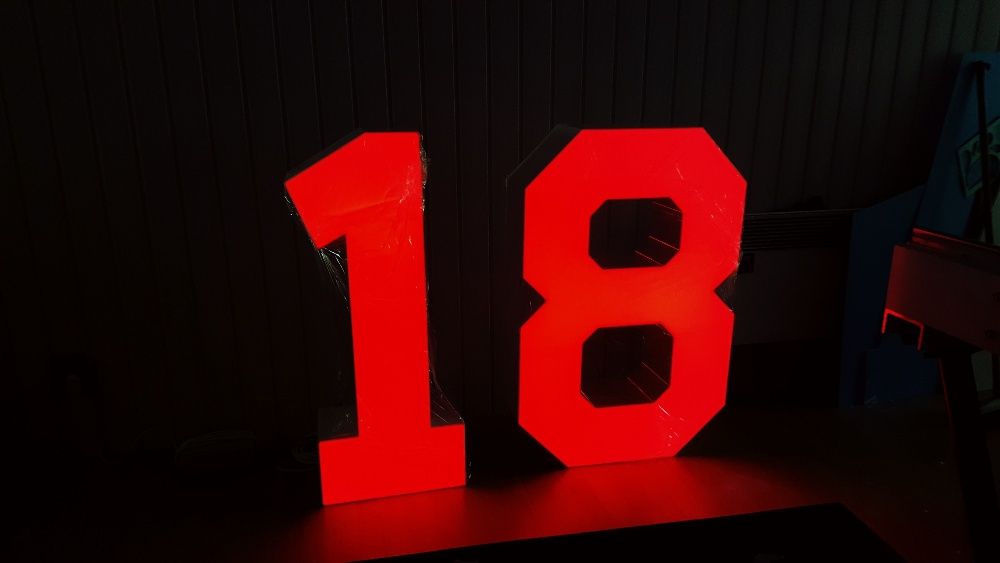 Cyfra 18 LED rgb