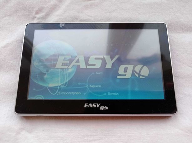 GPS навигатор EasyGo 555