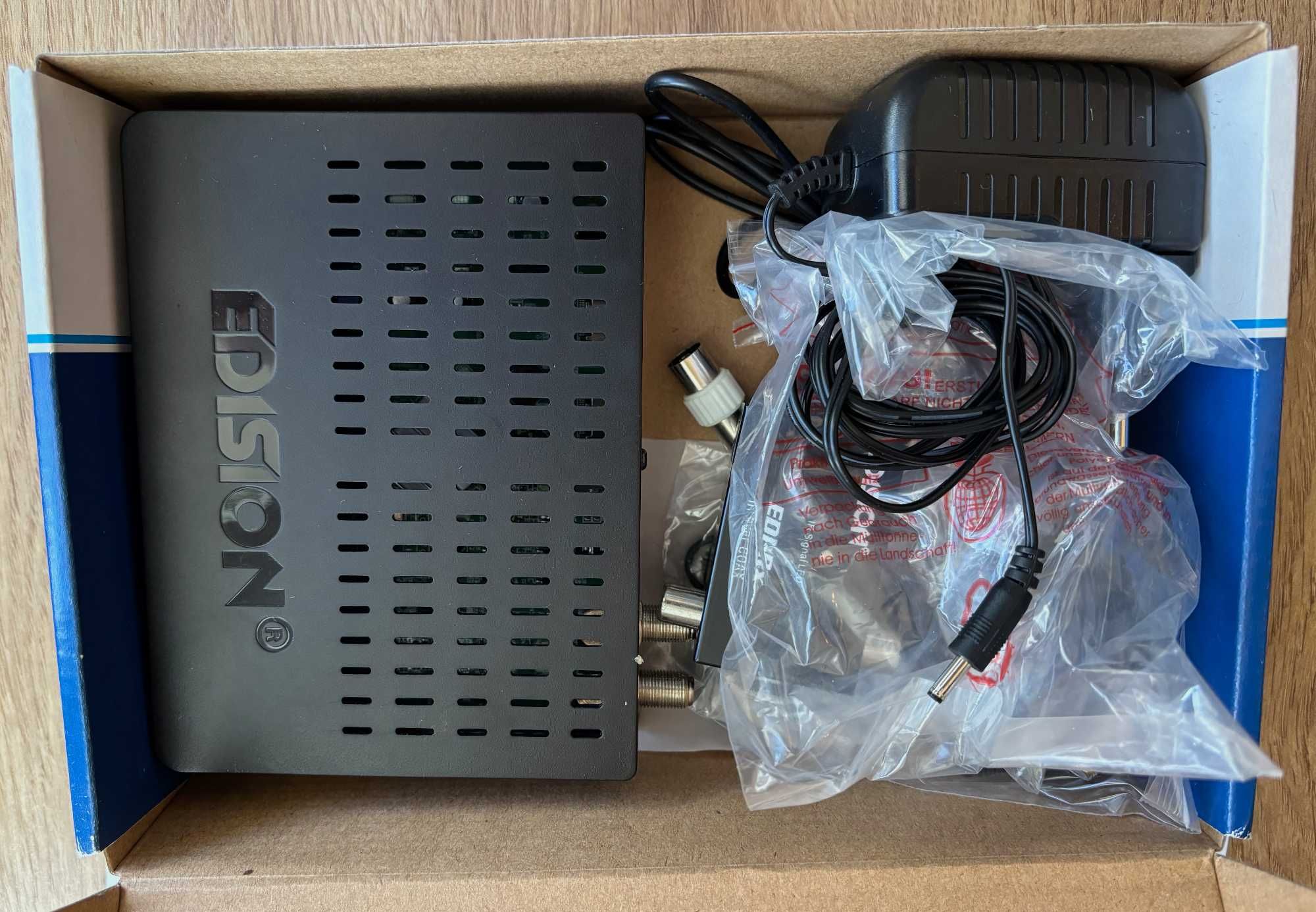 Modulador DVB-T com controlo via infra-vermelhos
