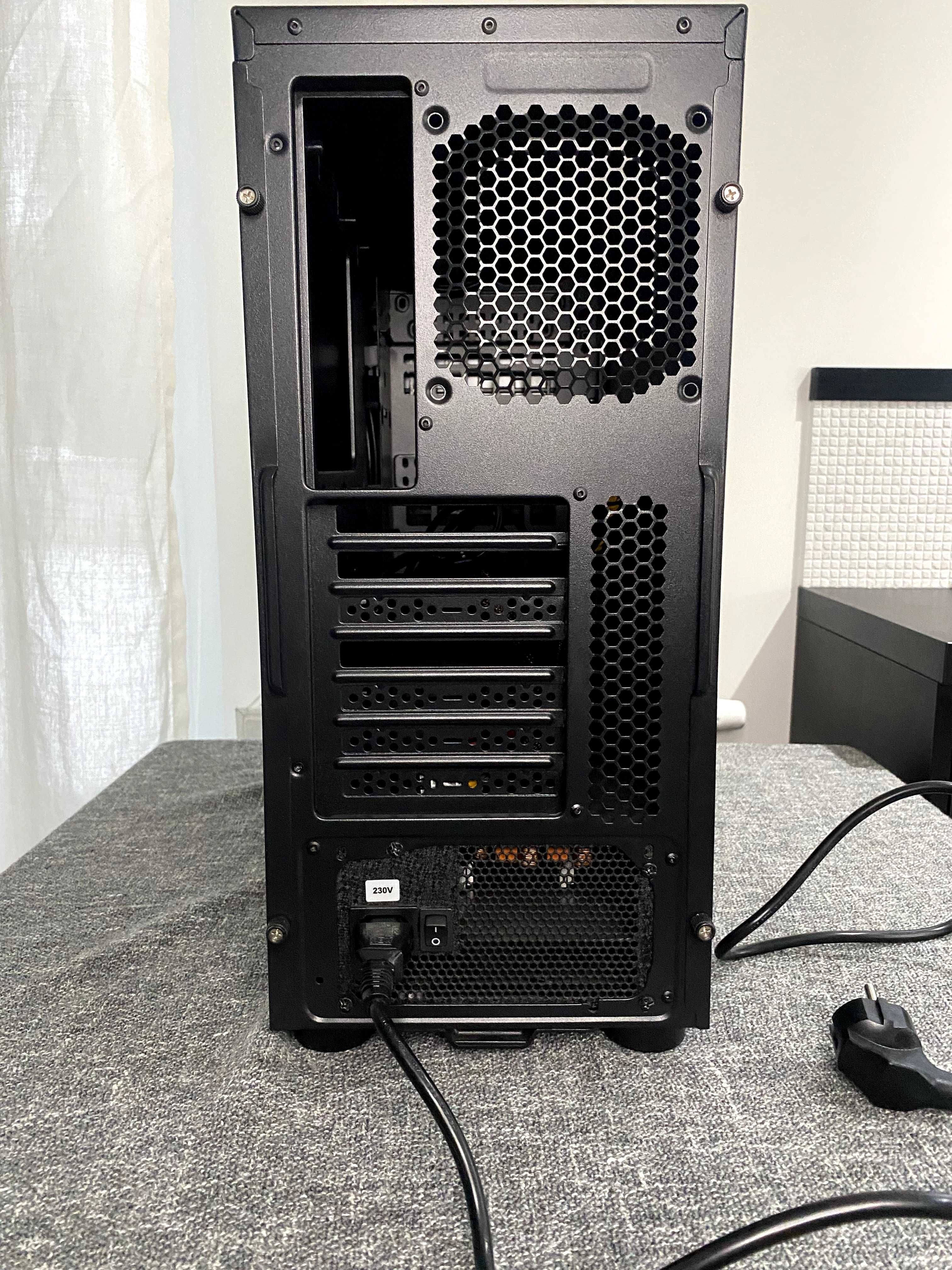 Obudowa Chieftec AL-02B-OP + zasilacz Chieftec A90 750W (GDP-750C)
