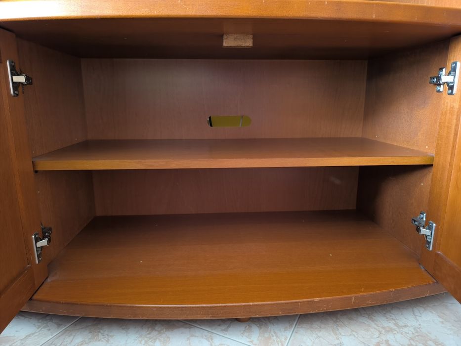 Móvel de TV de madeira