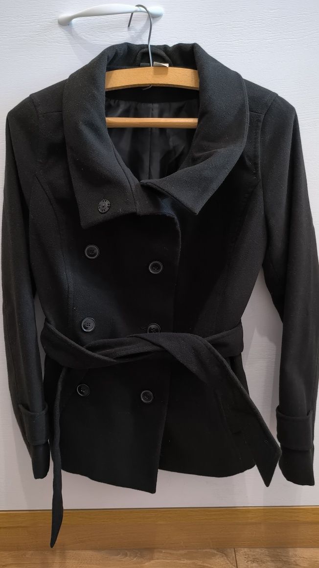 Płaszczyk kurteczka czarny wiosenny H&M 34