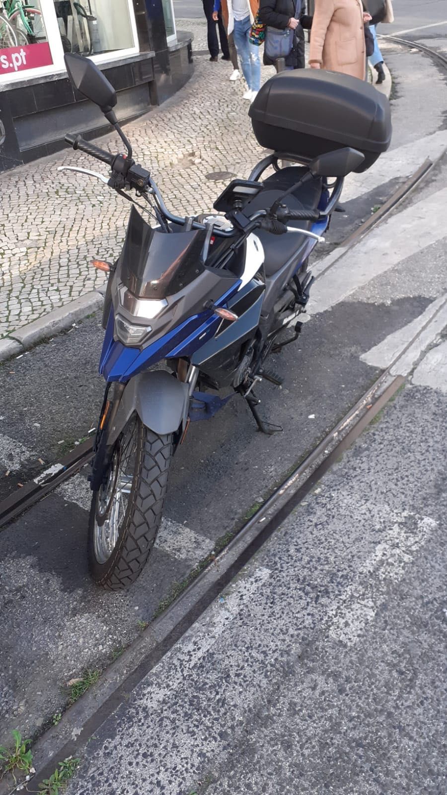 Vendo mota 125 Sym Usado