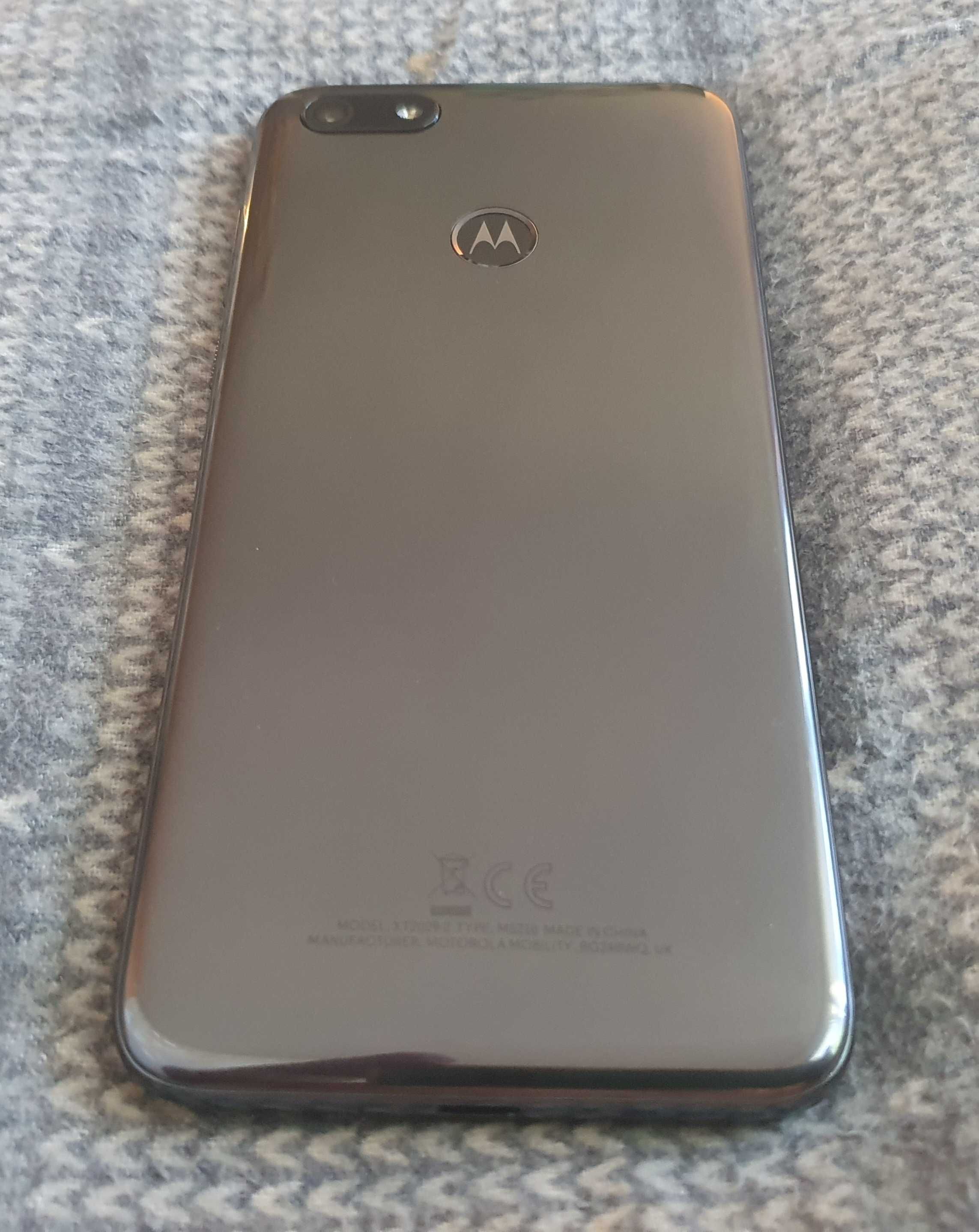 Smartfon Motorola E6 Play