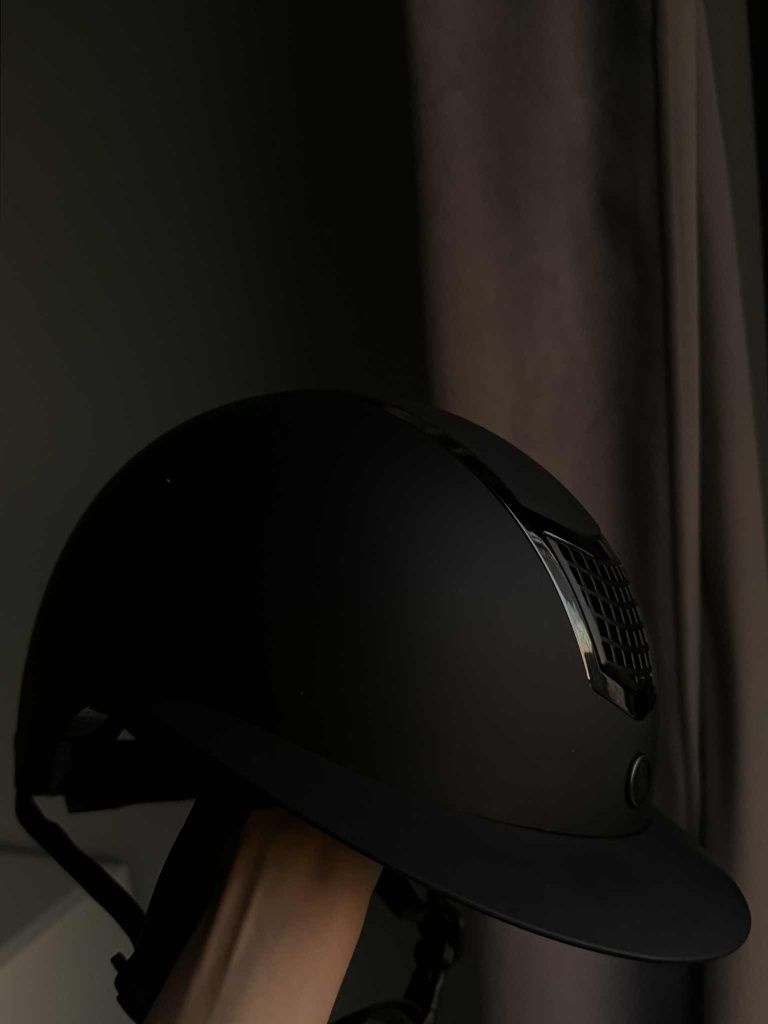 Kask jeździecki  BR