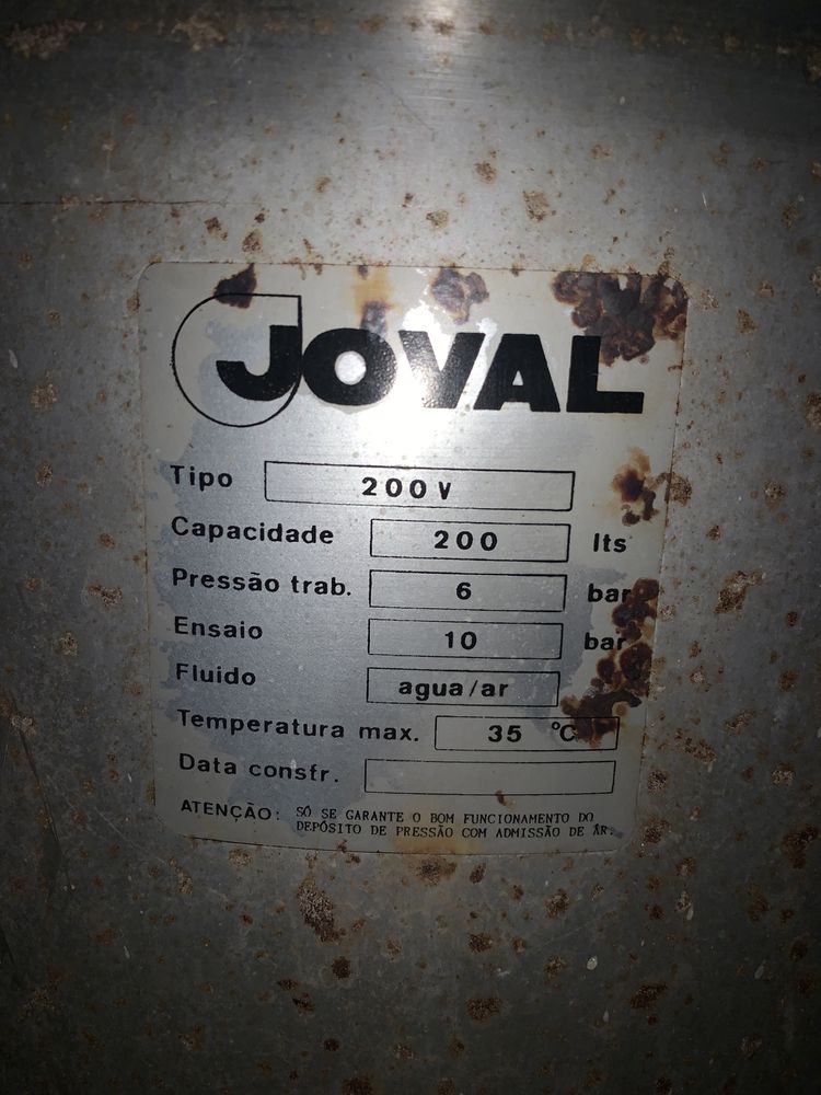 Conjunto de autoclave e bomba submersível