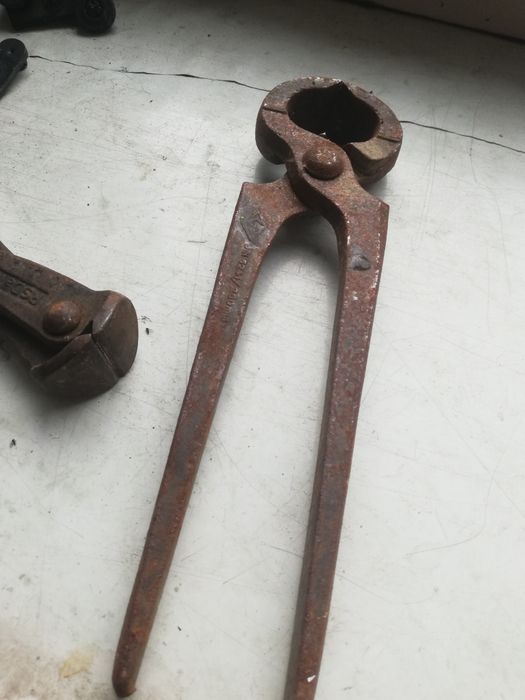 Stare szczypce kleszcze 2szt