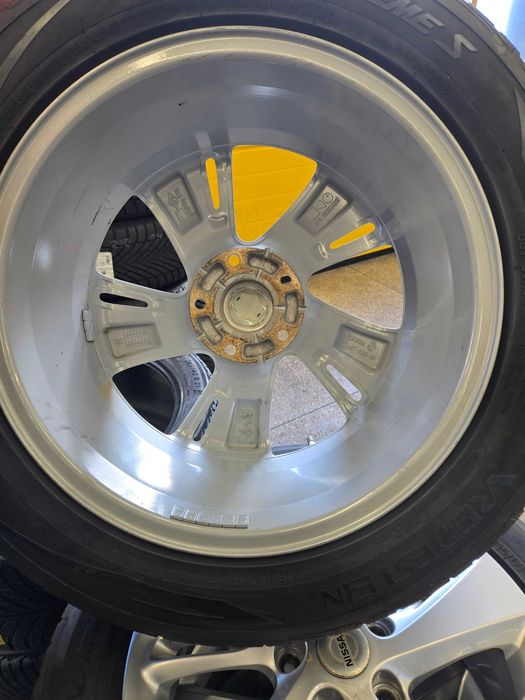 Alufelgi 17"+ opony zimowe Vredestein Nissan Qashqai - OKAZJA!