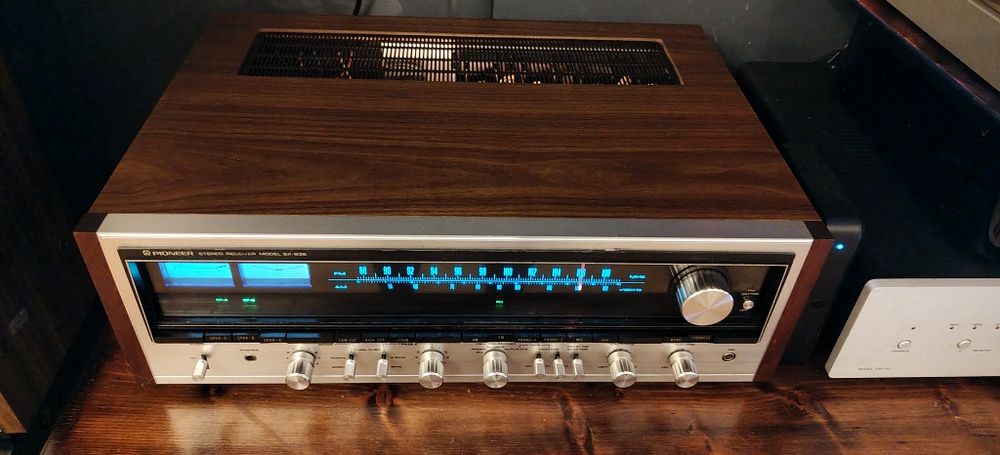 Amplituner PIONEER SX-838 hi-fi stereo. Vintage