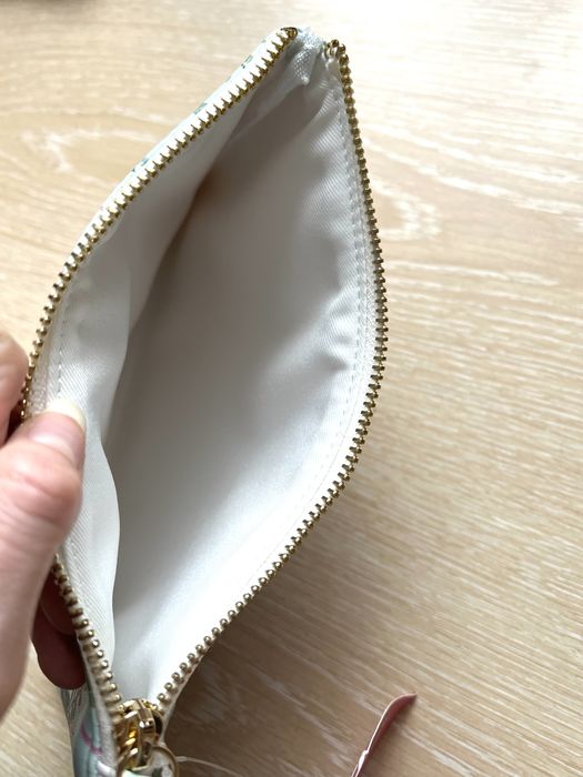 Kosmetyczka mała do torebki podróżna na prezent