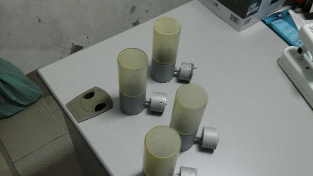 Apliques de luz em bom estado