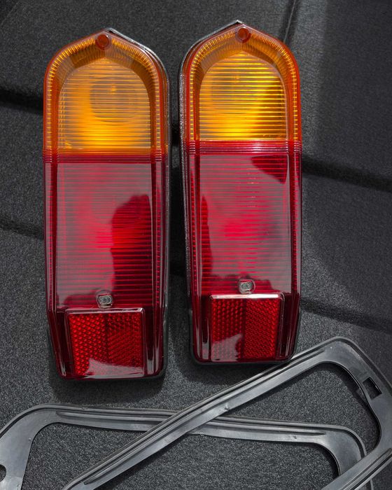 стекло заднего фонаря ваз 2102