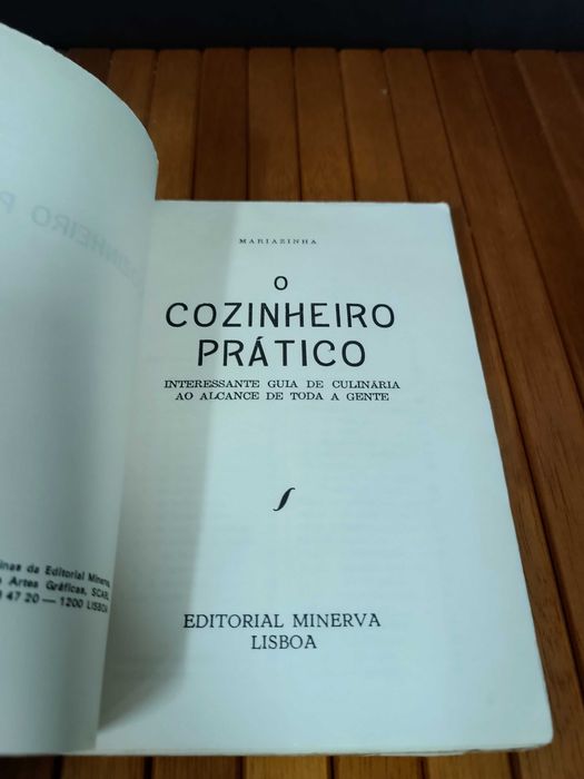 Livro de cozinha O cozinheiro Pratico por Mariazinha