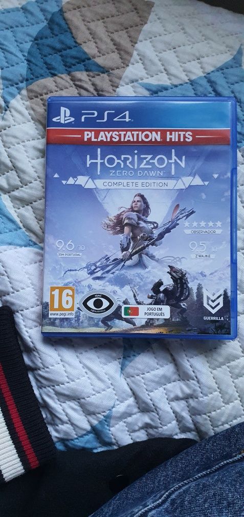 Ps4 Pro 1 Tb muito bom estado
