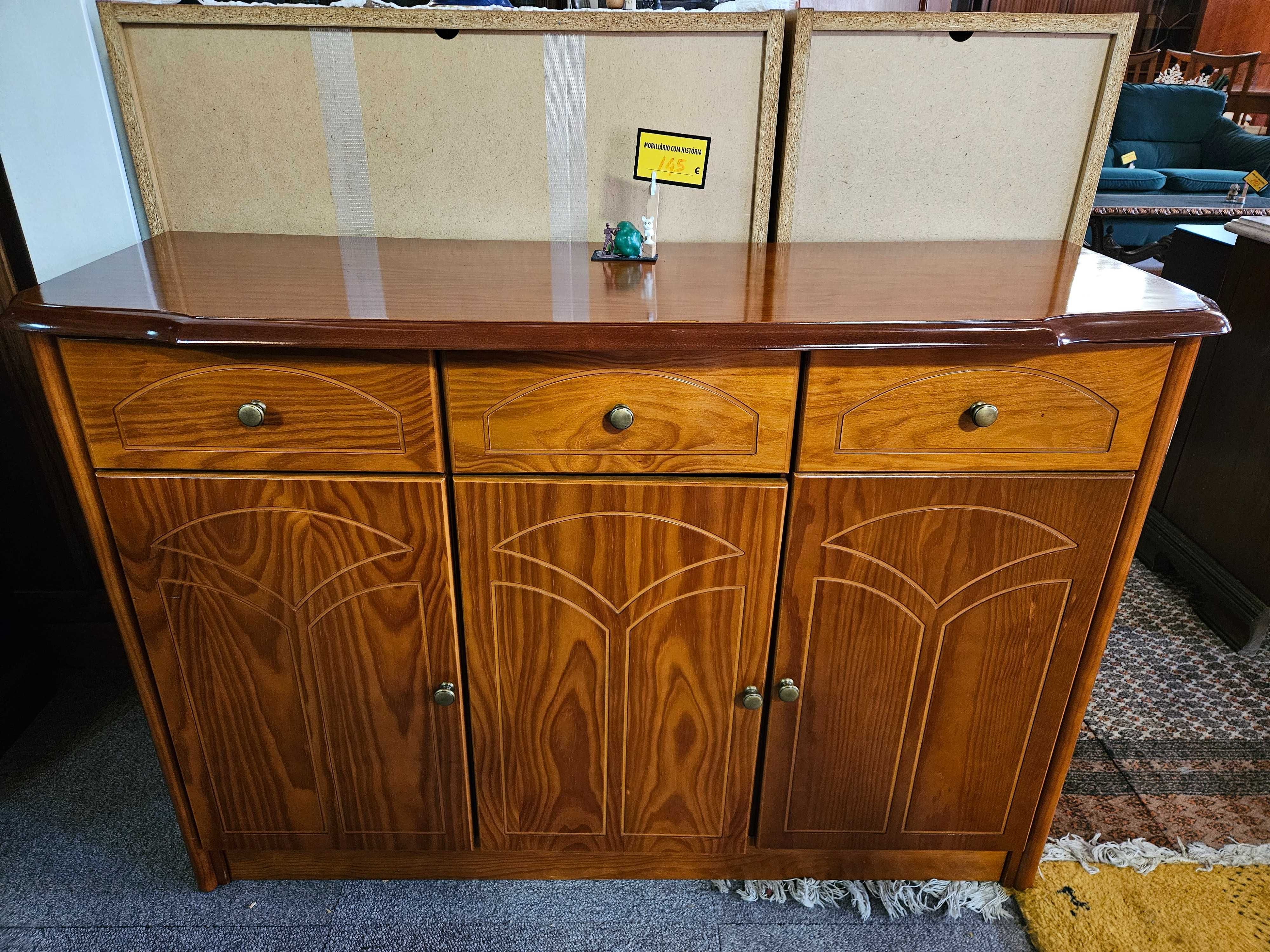 Consola em madeira - óptimo estado geral