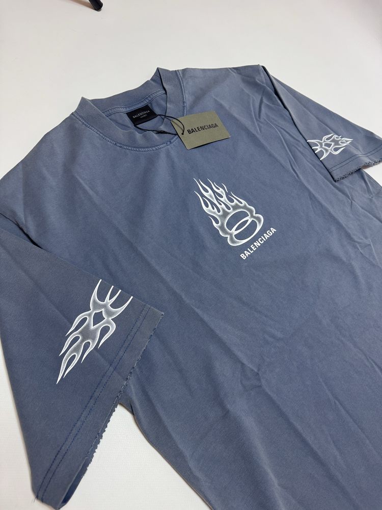 Футболка Balenciaga Burning Unity Blue M