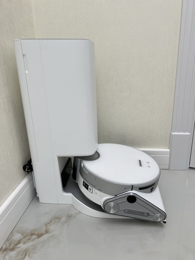 Продам робот-пылесос SAMSUNG Jet Bot Al+
