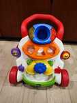 Andarilho infantil da marca Chicco, em bom estado. 
Ideal para auxilia