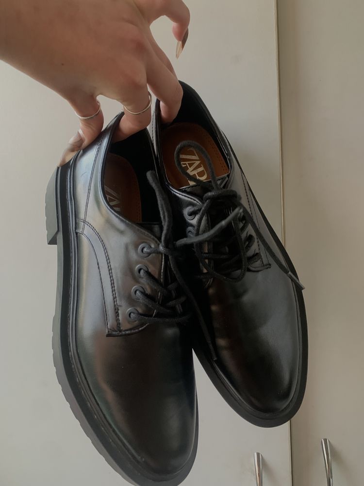 Лофери Zara