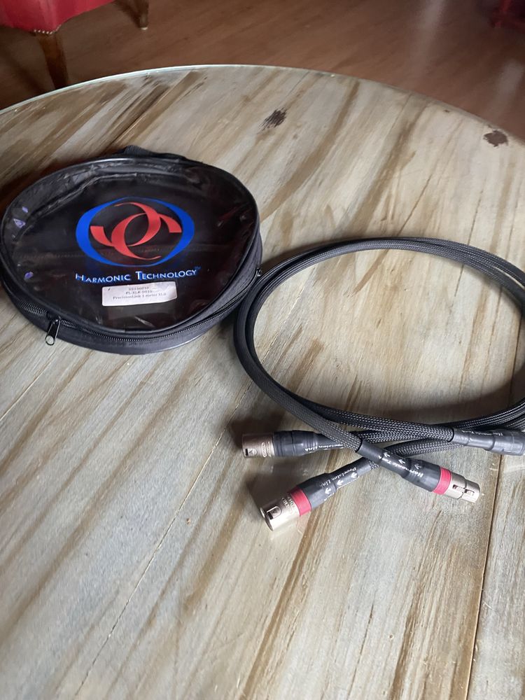 Cabos Harmonic Technology - Precision Link XLR (1 metro)