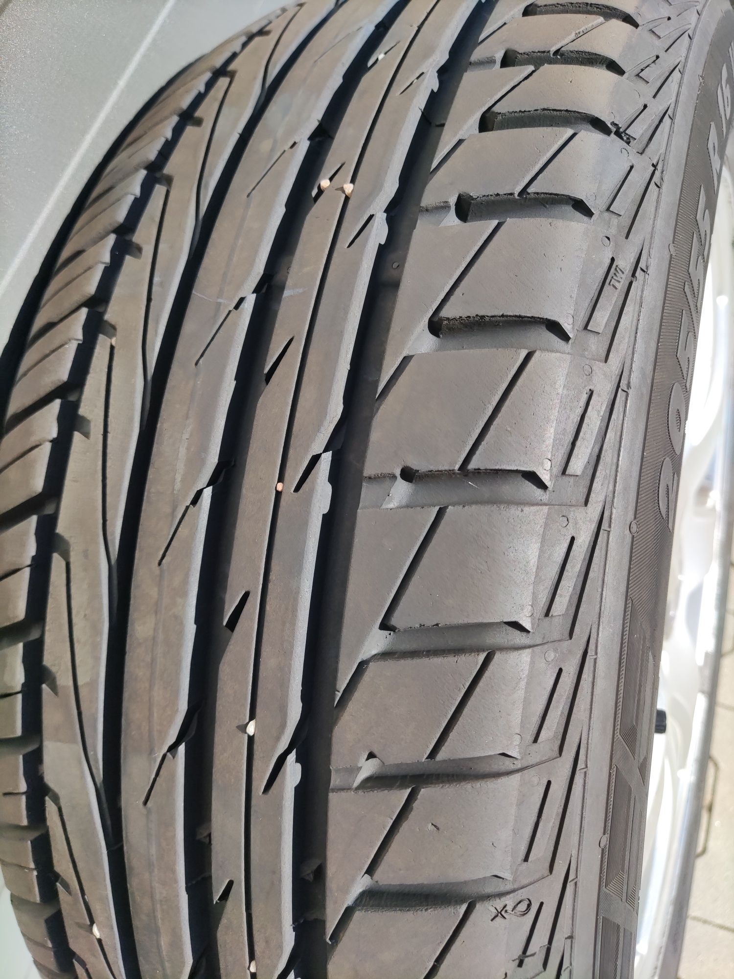 Alufelgi z oponami Volvo 205/55 r16