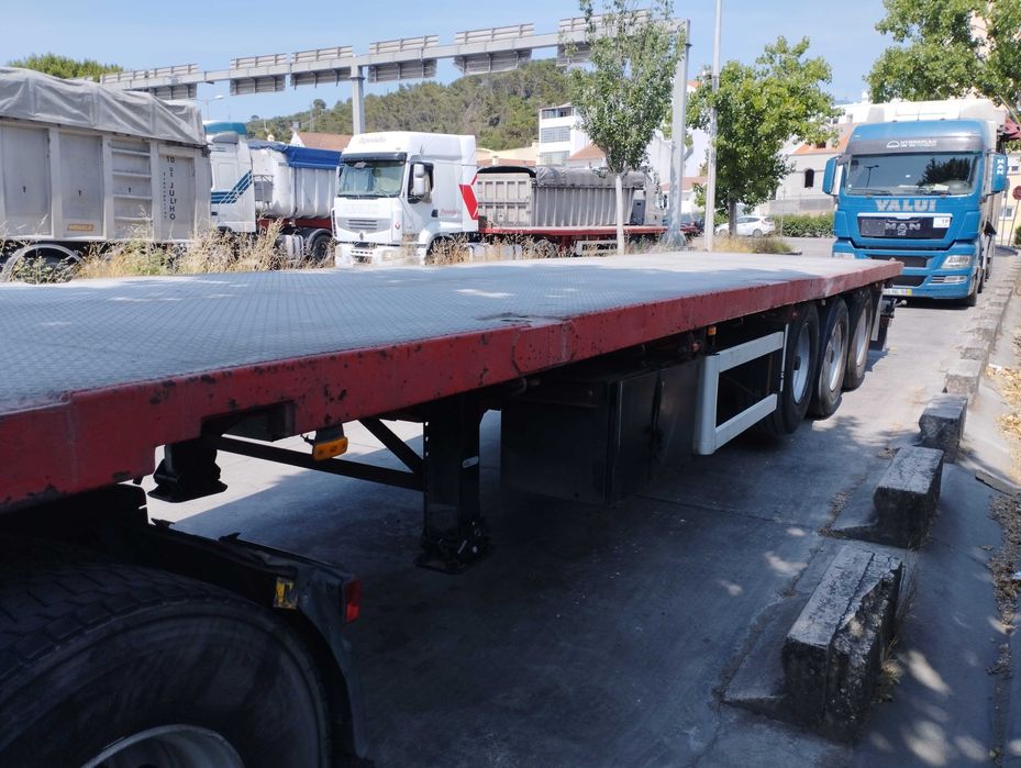 Semi reboque camião