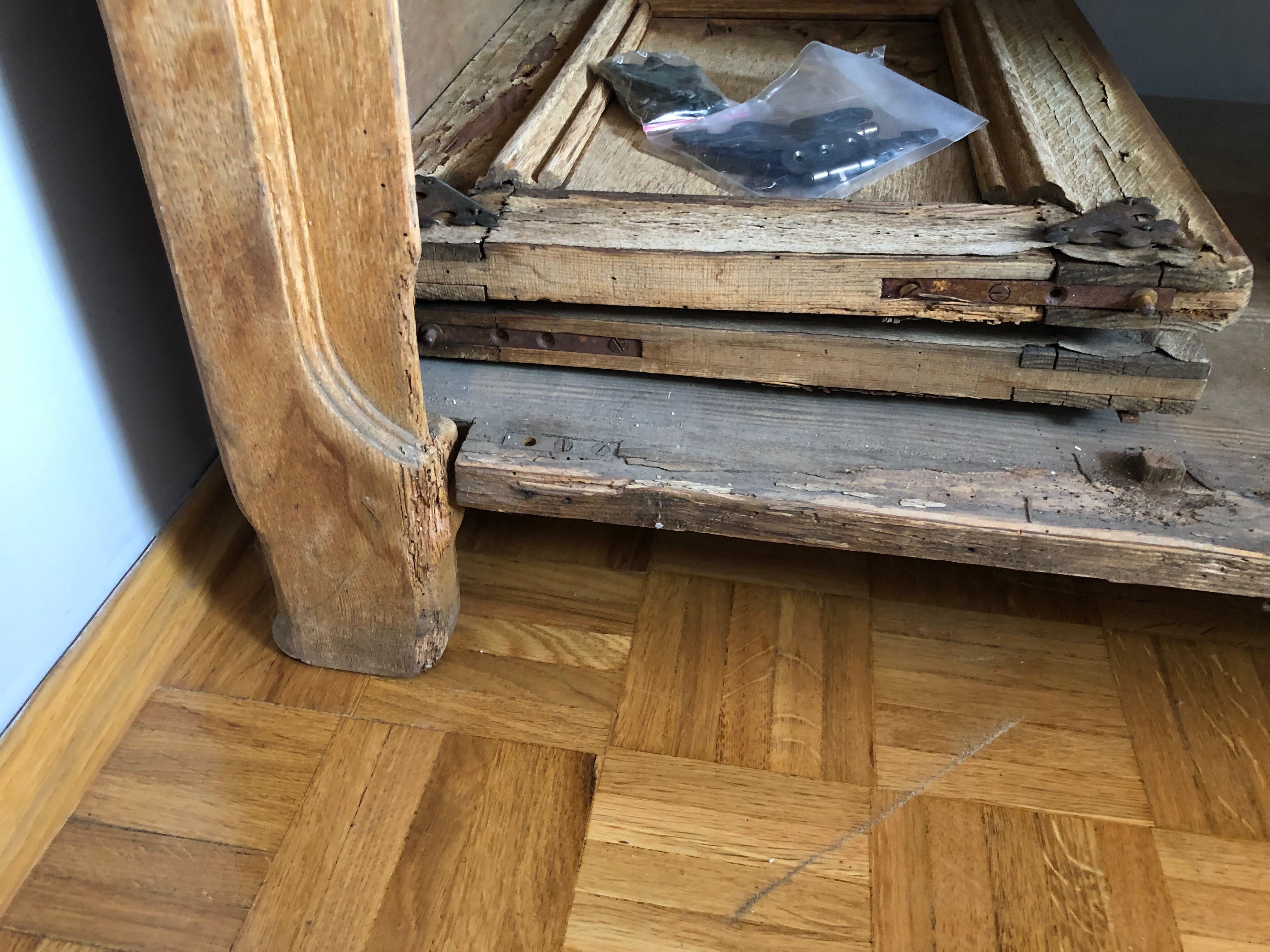 Szafka Komoda drewniana zabytkowa do renowacji Vintage