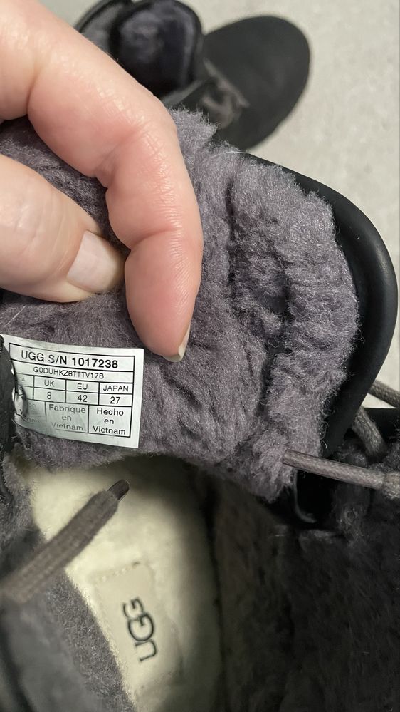 UGG s/n 1017238 продам оригинал