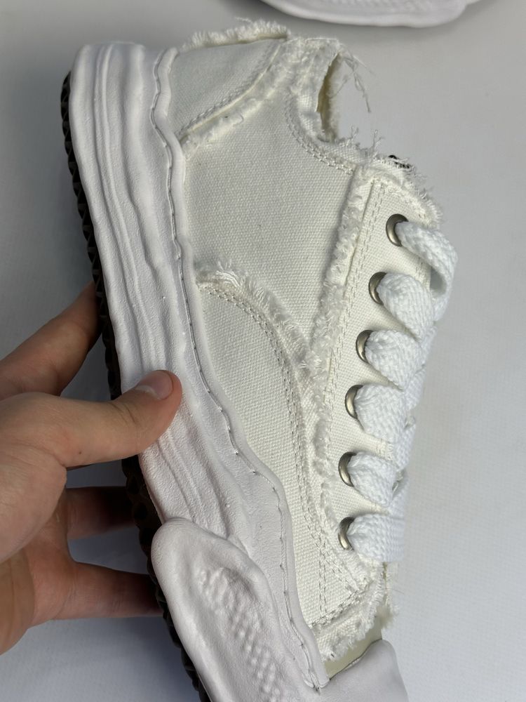 MMY Maison Mihara Yasuhiro white distressed білі кеди кеды кросовки 43