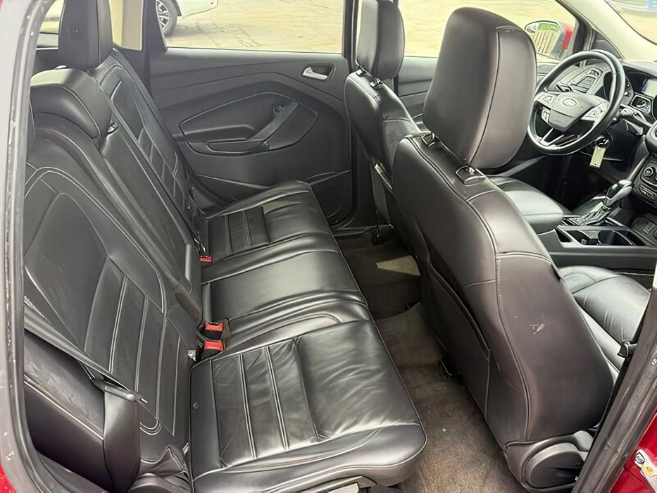 Ford Escape      2018