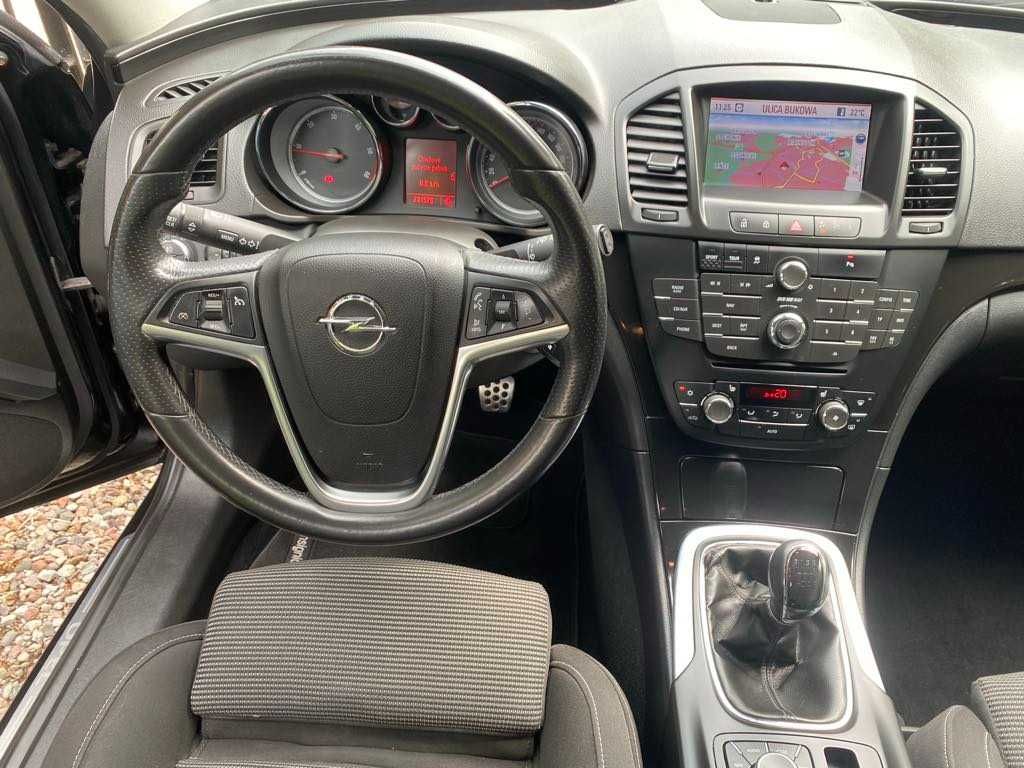 Opel Insignia 2011 wygodna, oszczędna i dynamiczna, SPRZEDAM