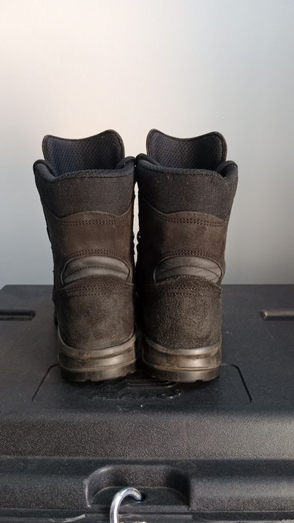 LOWA mountain Elite GTX