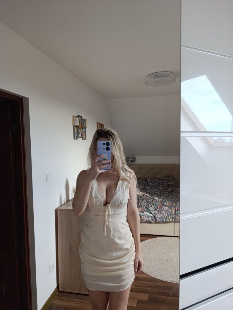 Sukienka sylwester marszczona sexy impreza nowa XS s dekolt kobieca