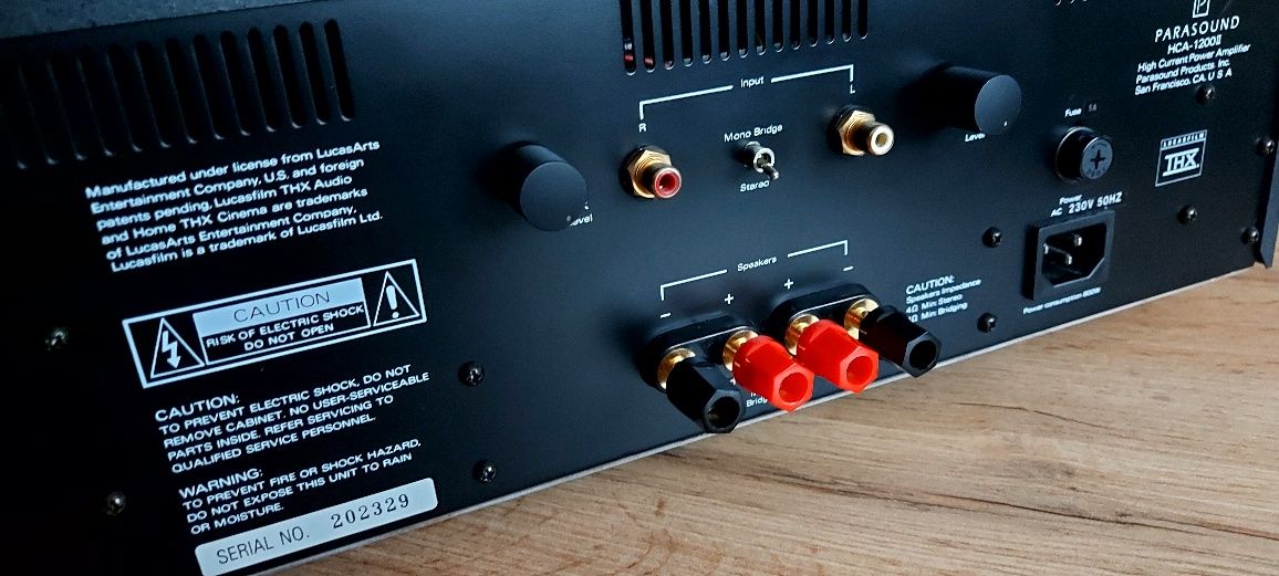 Wzmacniacz koncówka PARASOUND HCA-1200 II