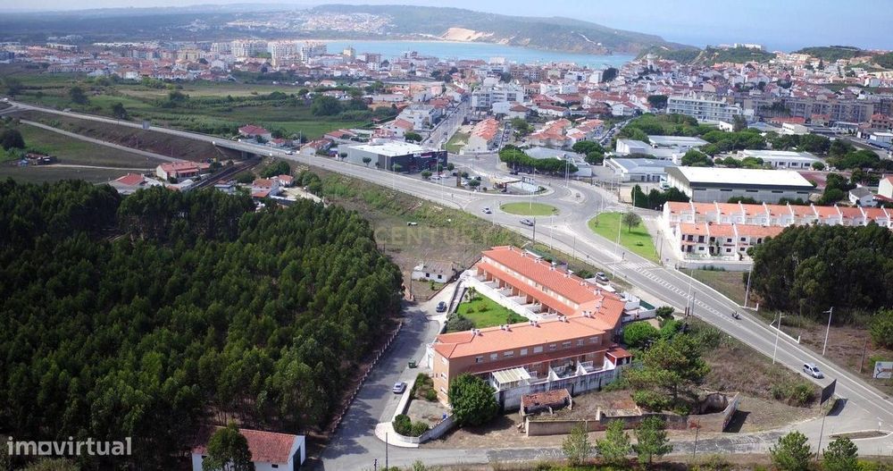 Moradia em São Martinho do Porto – Tranquilidade e Conforto perto da B