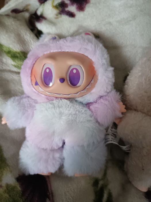 Labubu Lafufu cena za całość