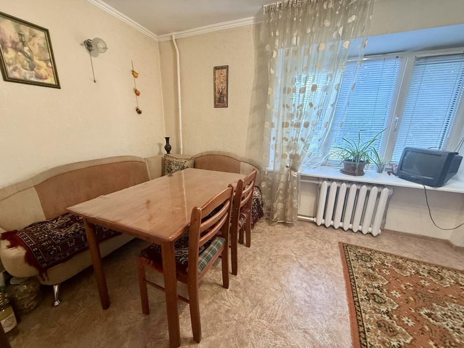 Продається 3 кімнатна квартира вул Проспект Миру