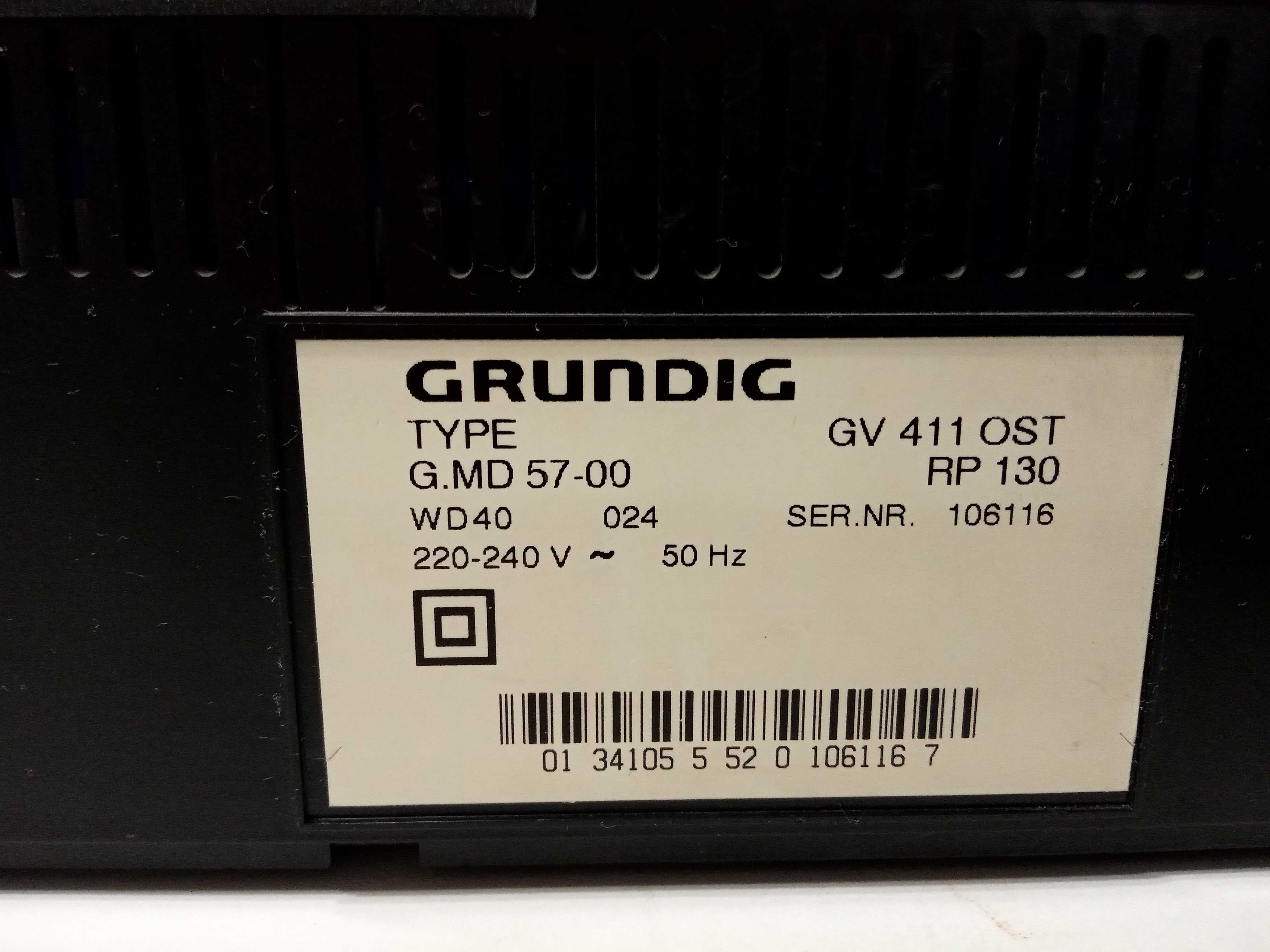 Видеомагнитофон Grundig GV 411 c пультом и бумагами-Винтаж